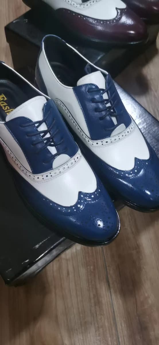 Трансграничная мужская обувь, новая резная обувь в стиле рок, большие размеры, подходящие по цвету, модное универсальное...