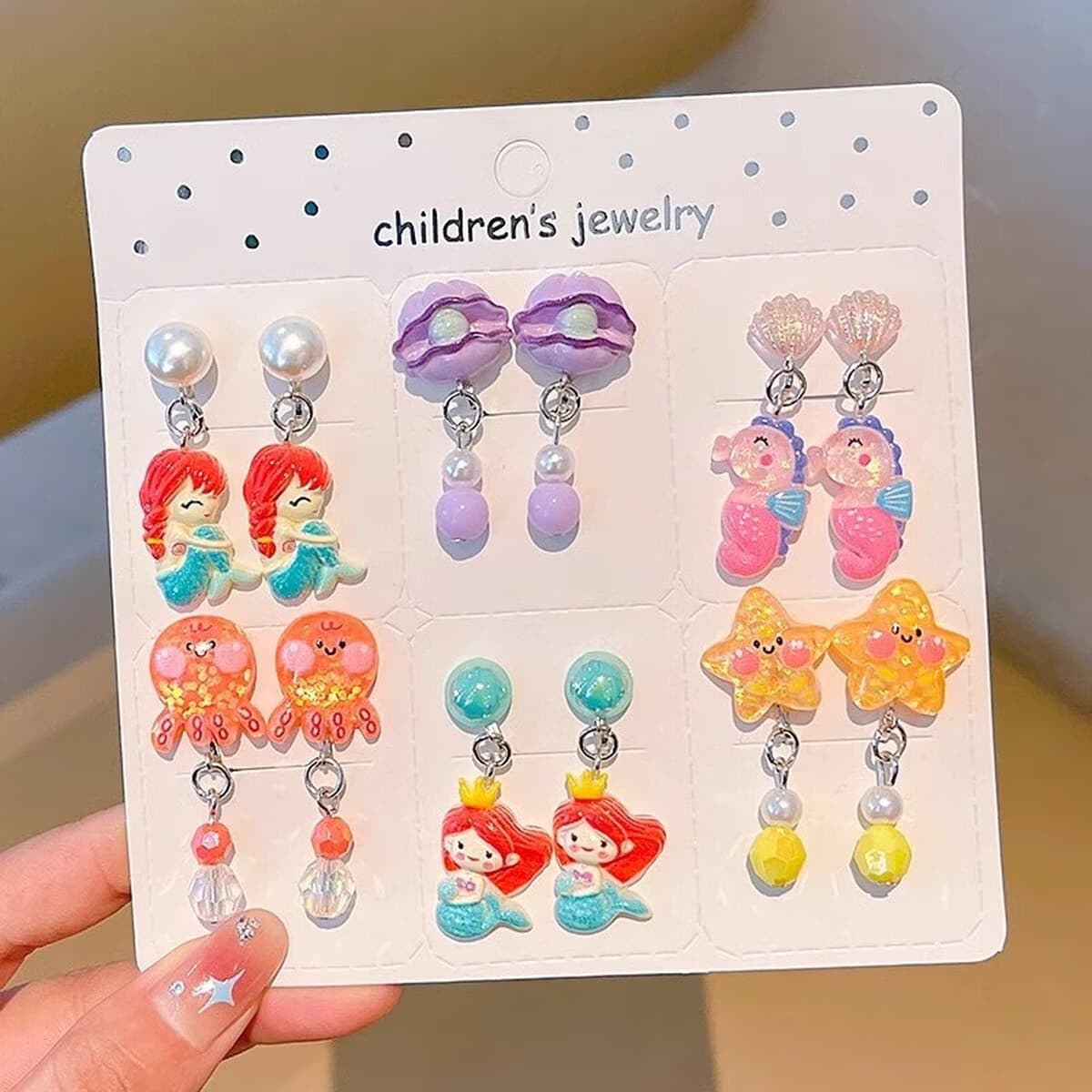 Детские прозрачные цветочные зажимы для ушей 2025 новые аксессуары для девочек без пирсинга украшения для ушей детские...