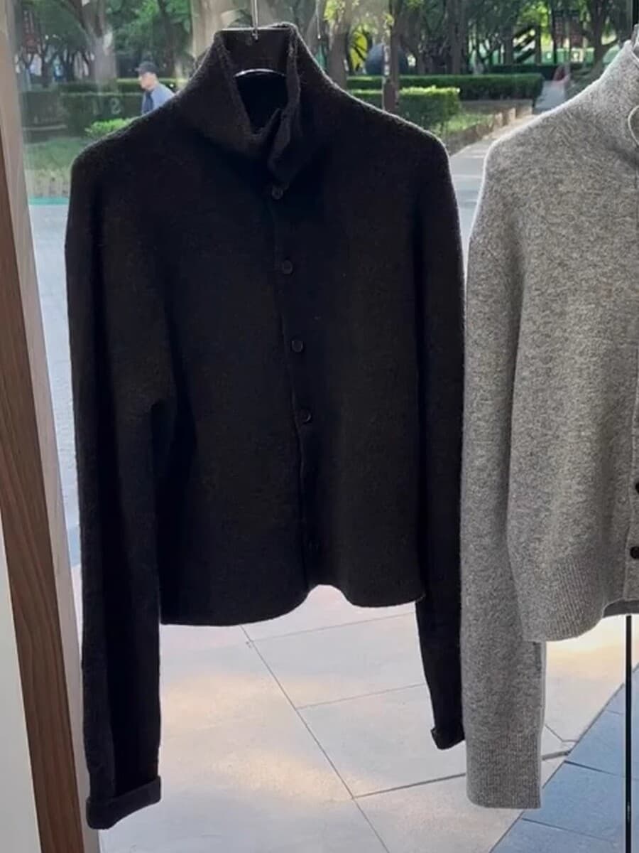 Элегантный, простой и универсальный однобортный серый кардиган с высоким воротником, осенне-зимняя коллекция 2025, для...