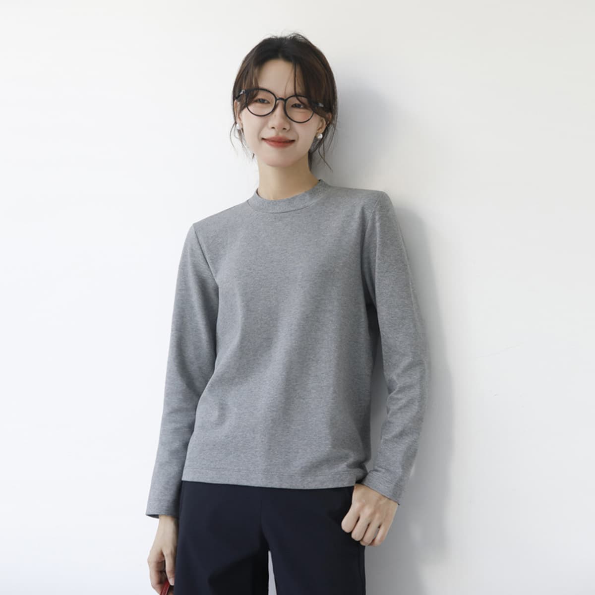 Минималистичная маленькая футболка из чистого хлопка с воротником-стойкой, женская рабочая одежда с длинными рукавами,...