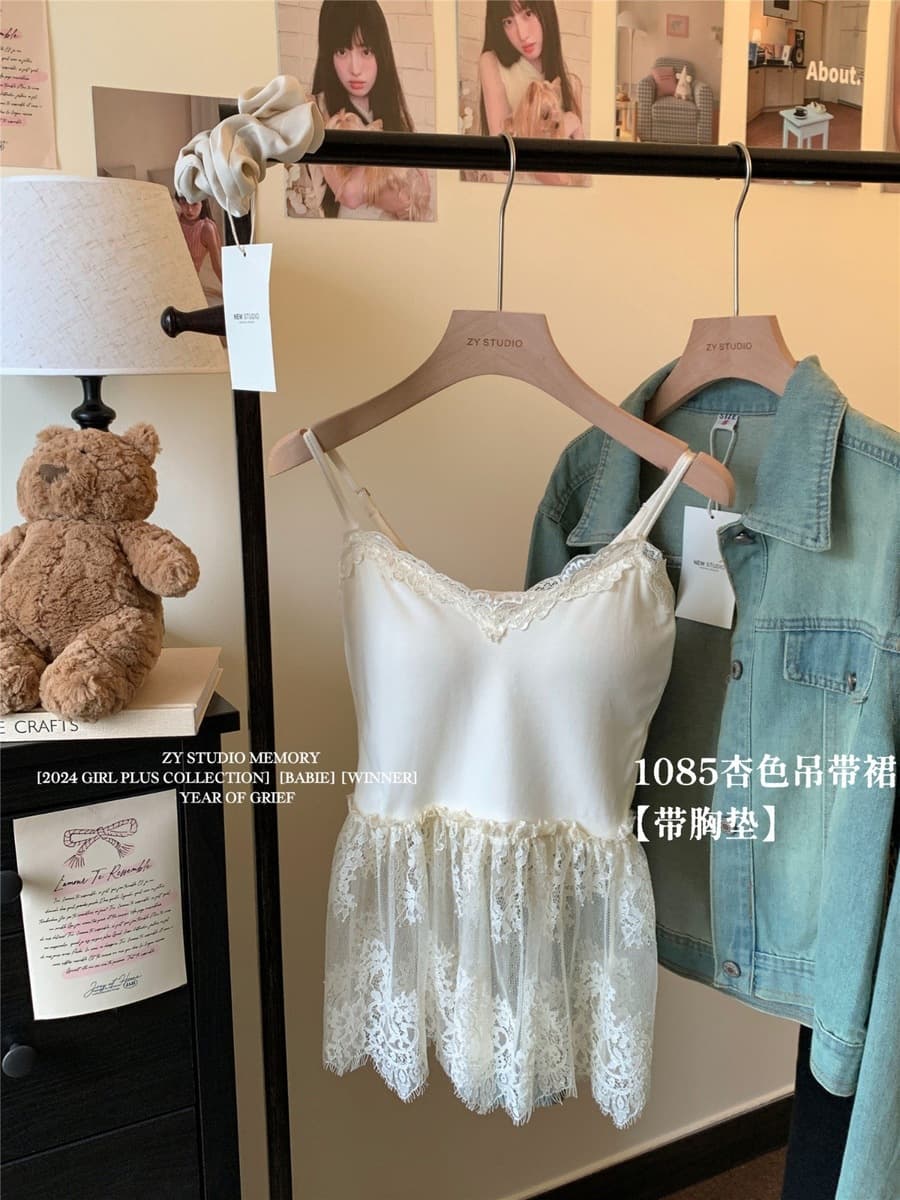 Чистый ветер сексуальное кружевное платье-подтяжка женское зимнее 2024 новое платье без рукавов, чтобы носить короткую юбку...