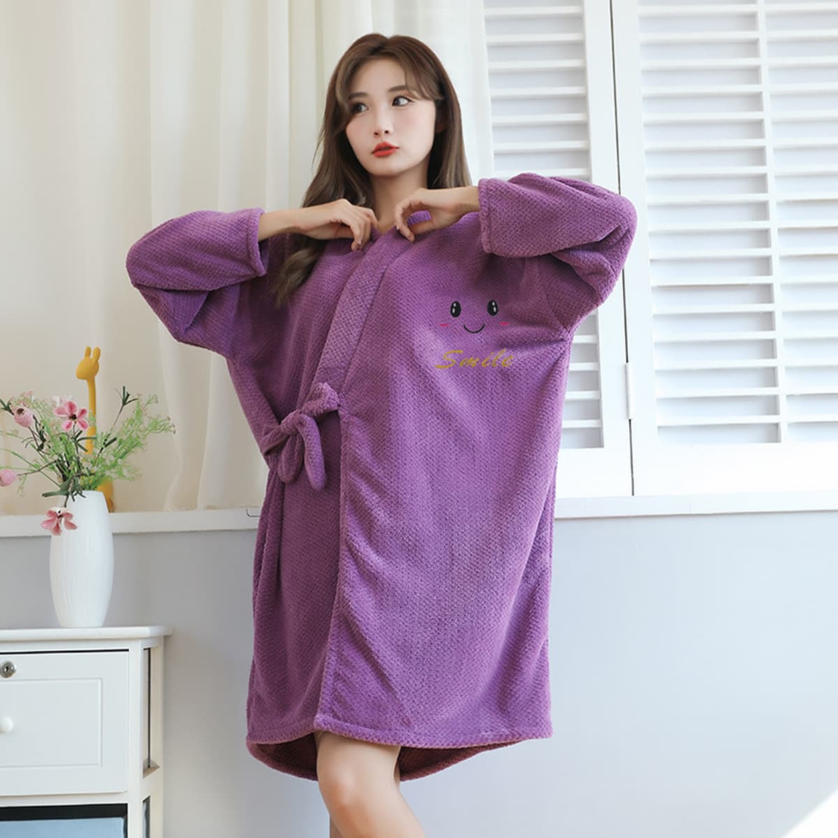 Ананасовый халат носимое банное полотенце банная юбка Женская милая вышитая ремешок утолщенный коралловый флис Домашняя...