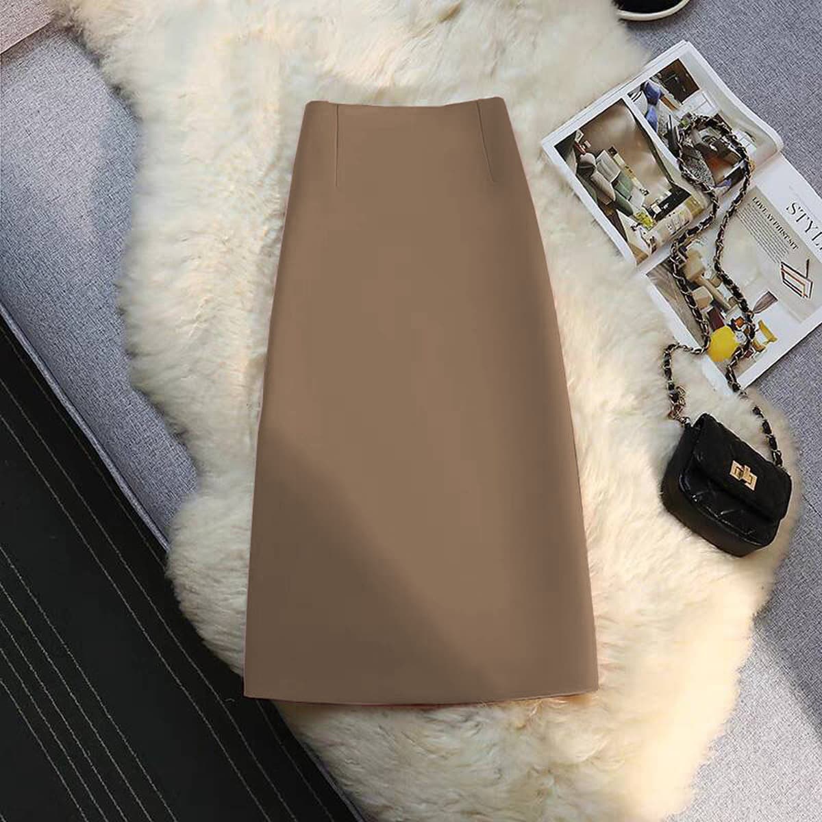 Костюм Юбка Женская средняя длинная прямая юбка с подвеской Лето 2025 Маленькая сумка ветер с открытыми вилками