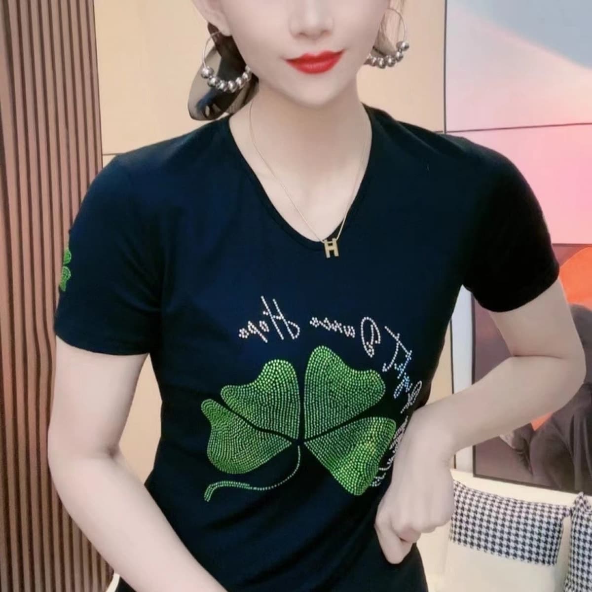 Блестящая женская летняя футболка с короткими рукавами, круглый вырез, стройнящий вид, сверхпрочный топ большого размера для...