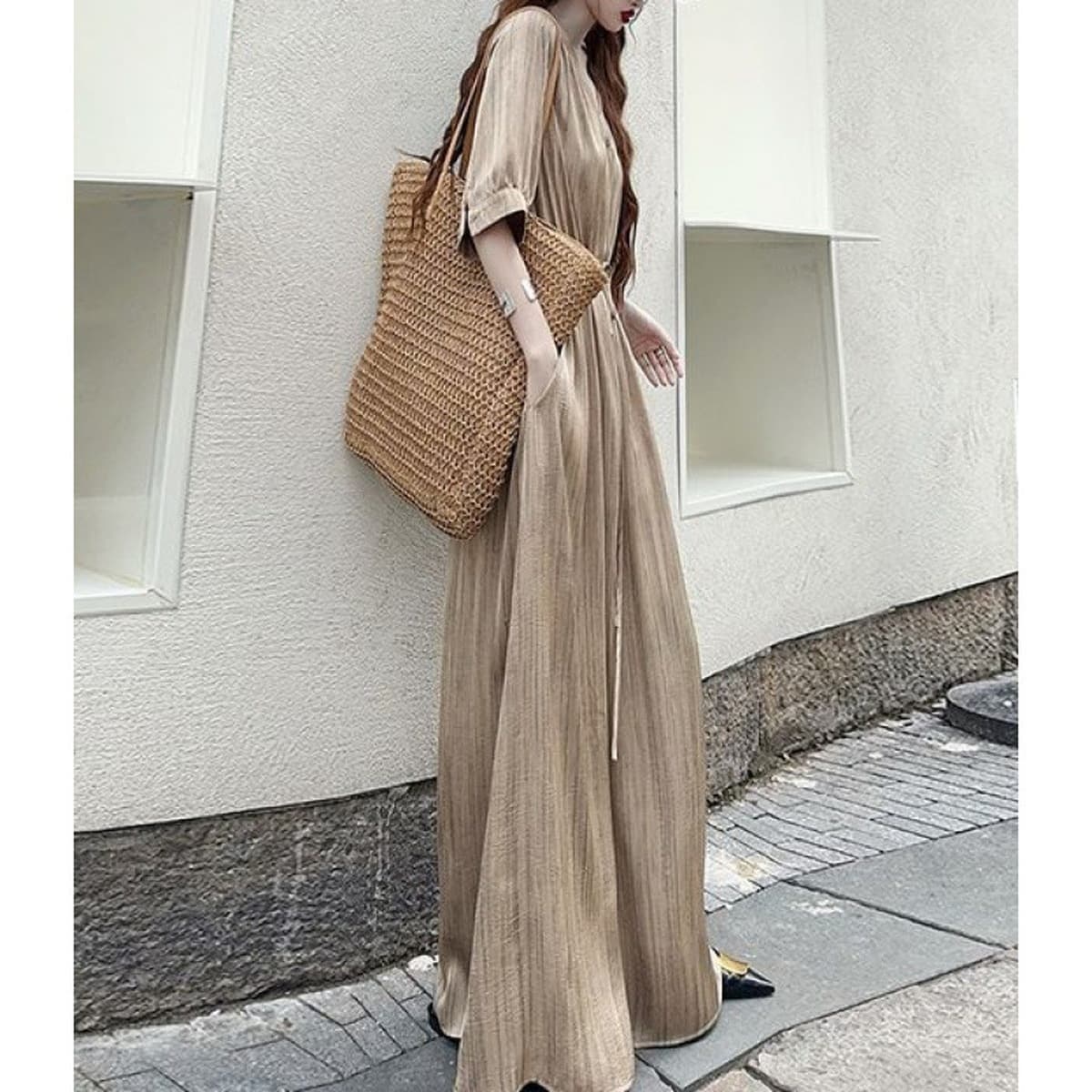 Высокий, расширенный простой повседневный, темпераментное платье с V-образным вырезом