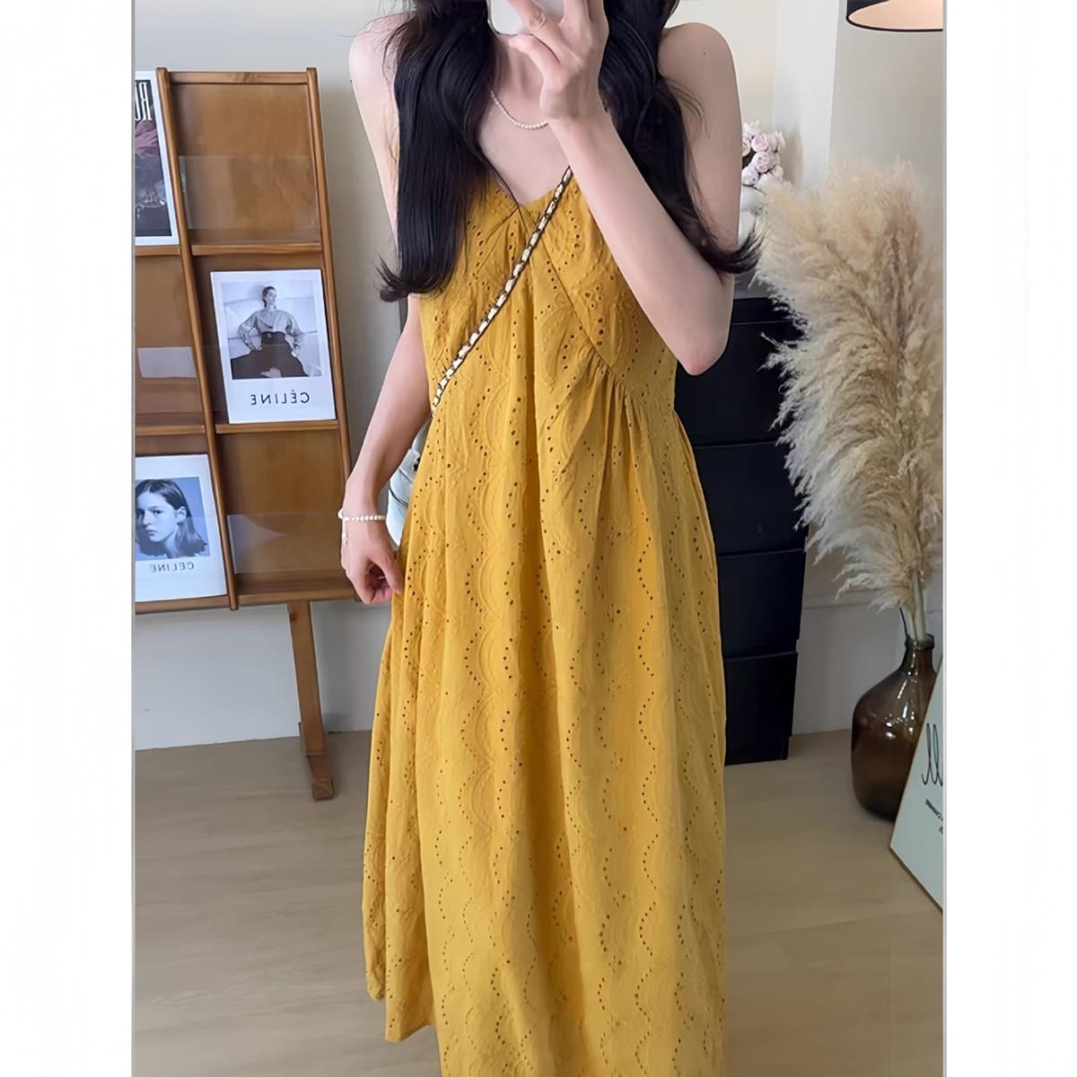 Французский дизайн, вышитая юбка на подтяжках без рукавов для женщин, новое летнее свободное тонкое платье с v-образным...