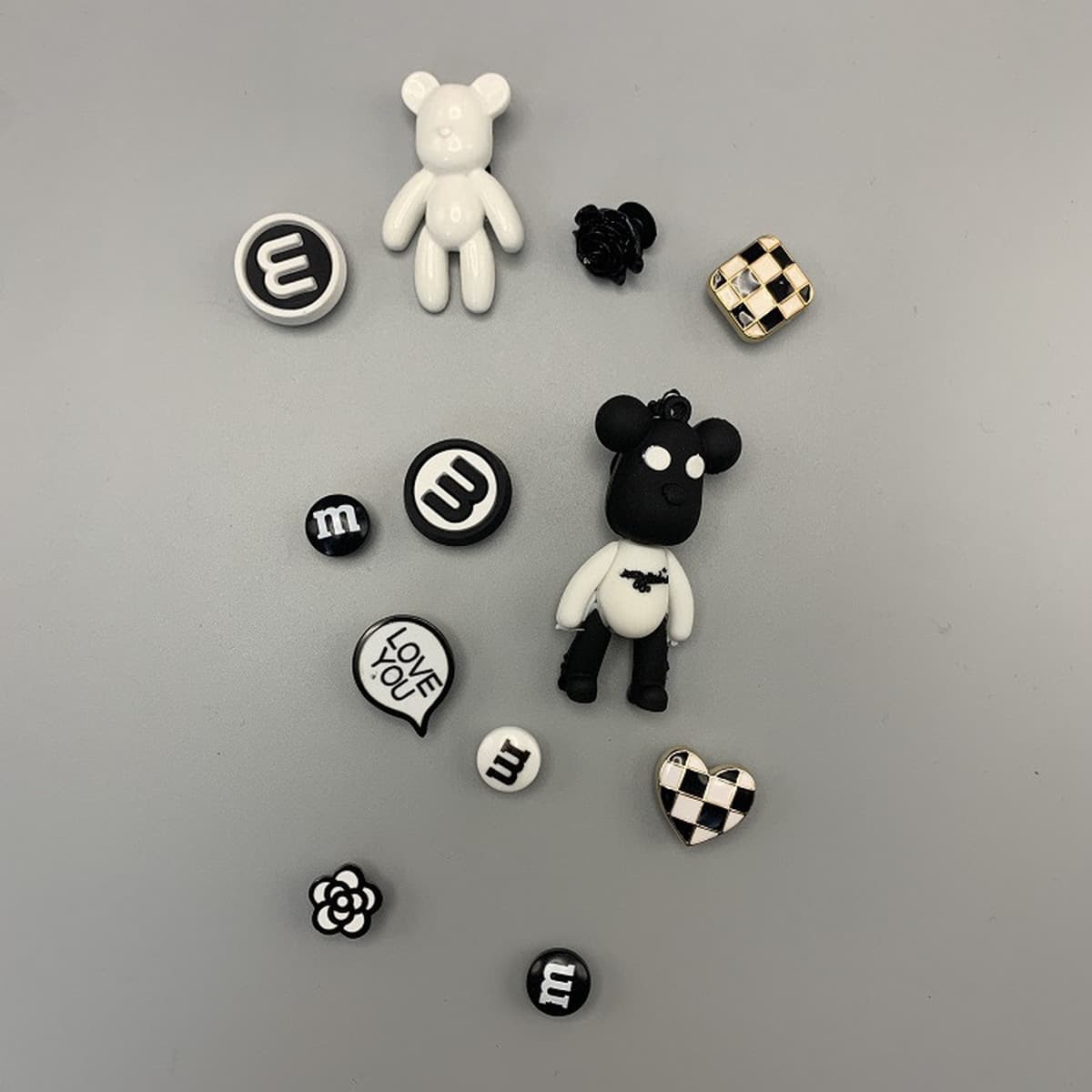 Пещерная обувь обувь цветочная обувь пряжка мультфильм мультфильм набор аксессуаров серии пещерная обувь декоративная пряжка...