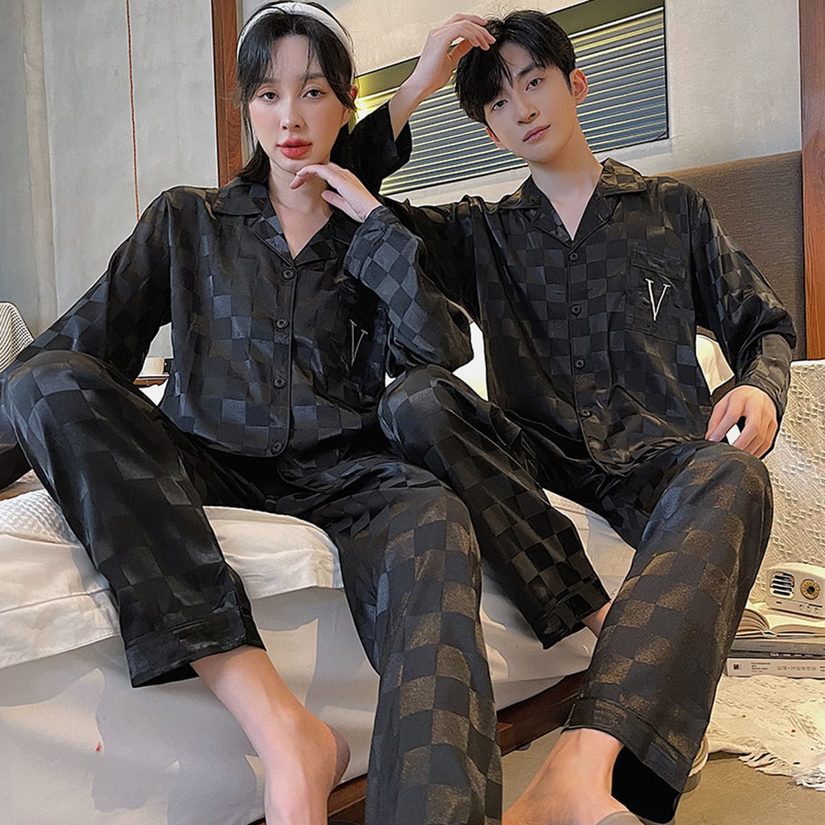 Пижамы для пар, весна и осень, ледяной шелк, Мужская и Женская Летняя шелковая тонкая английская домашняя одежда в стиле...