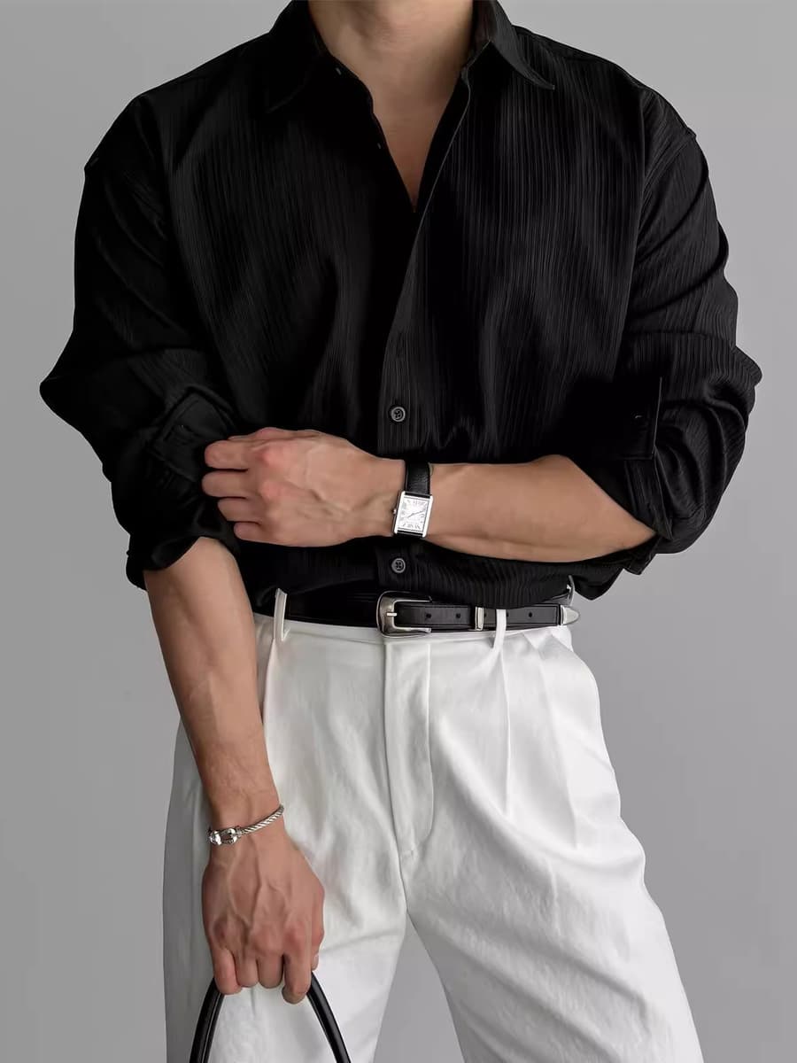 Черная рубашка с длинными рукавами для мужчин высокого уровня в вертикальную полоску