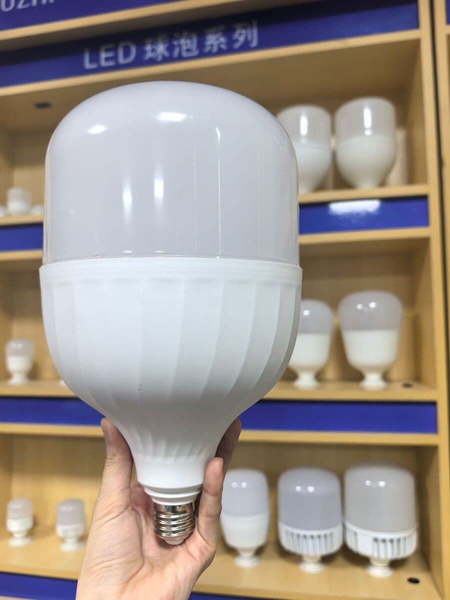 Лампа светодиодная энергосберегающая сверхяркая мощность винт шаровой пузырь e27 пластиковый пакет алюминиевый 10w освещение...