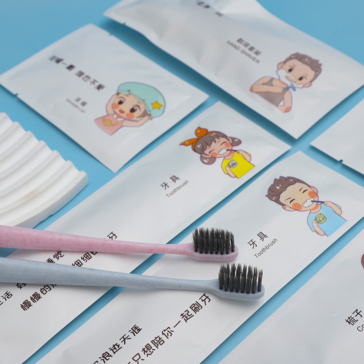 Товары для отелей, одноразовая ручная расческа для зубных щеток, гостиничный набор B & B для домашнего использования,...