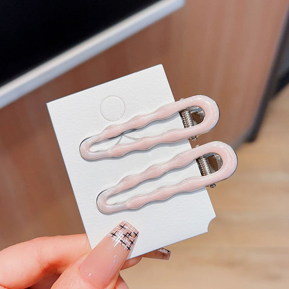 Новая розовая заколка для волос с высокой значением