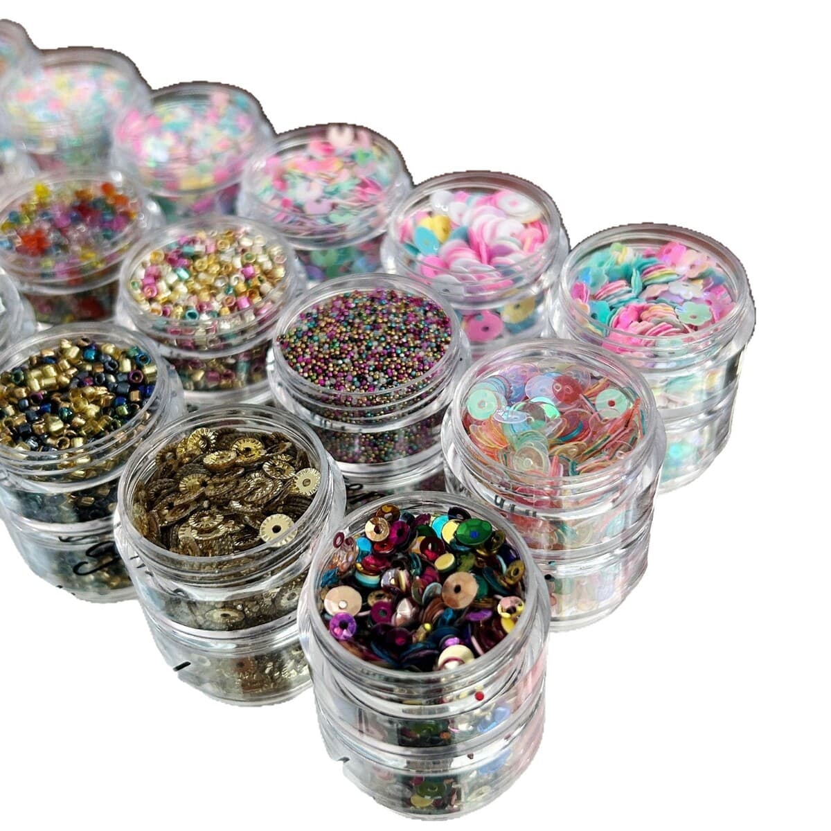 Индивидуальный материал для ногтей из бисера