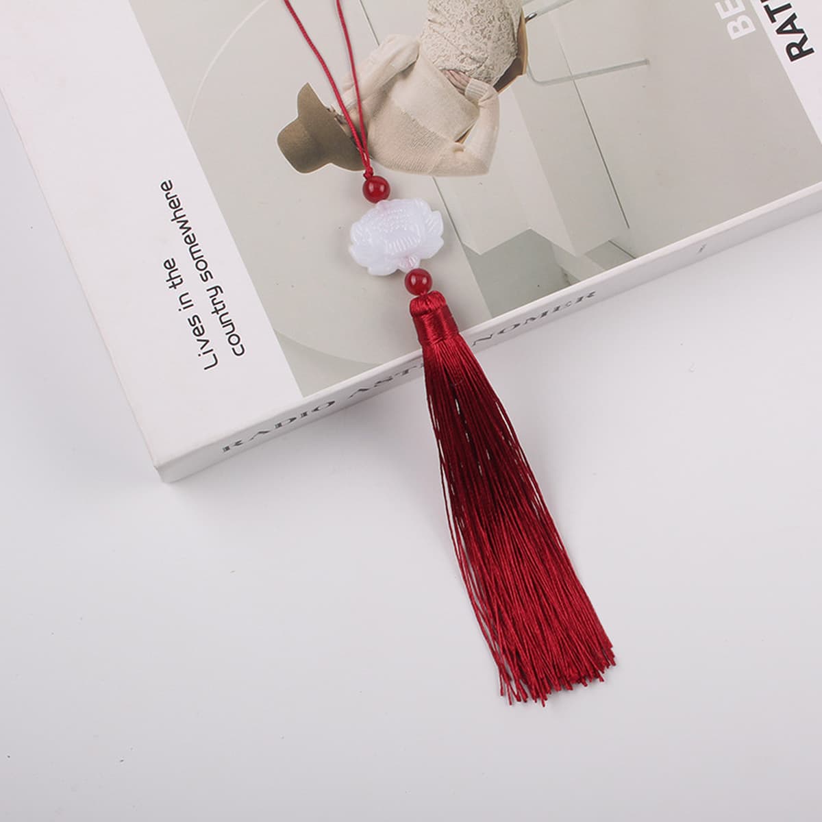 Двусторонний белый нефрит Лотос кисточкой уха Kunlun вентилятор Висячие уши Cheongsam платье Хань прессованный перерыв...