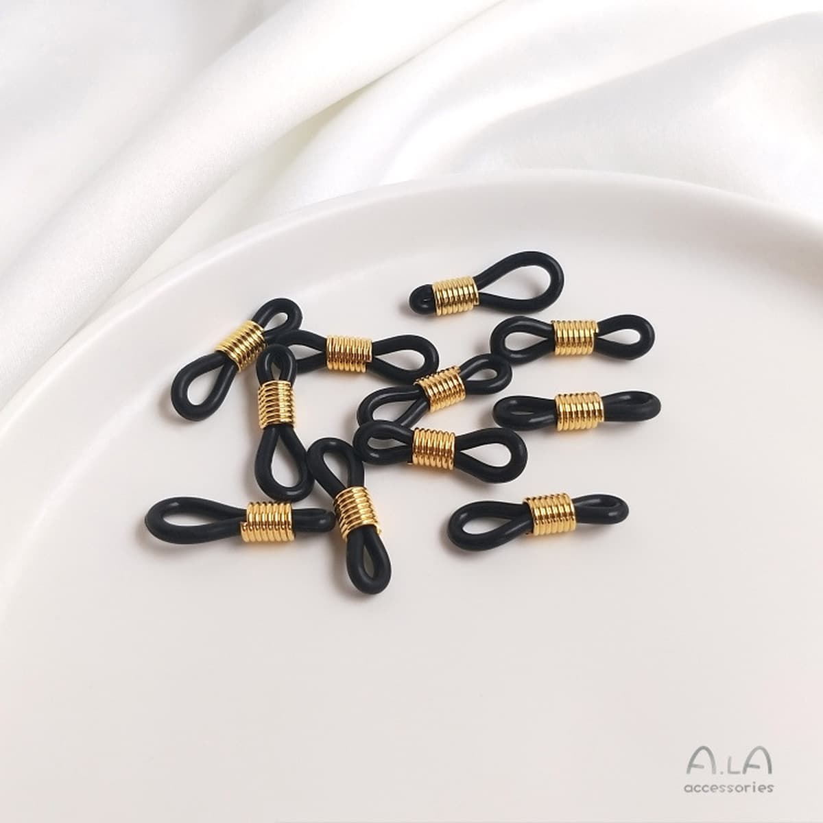 Охлажденный цвет медный позолоченный золотой противоскользящий силиконовый круг 8 слов пряжка ручной работы