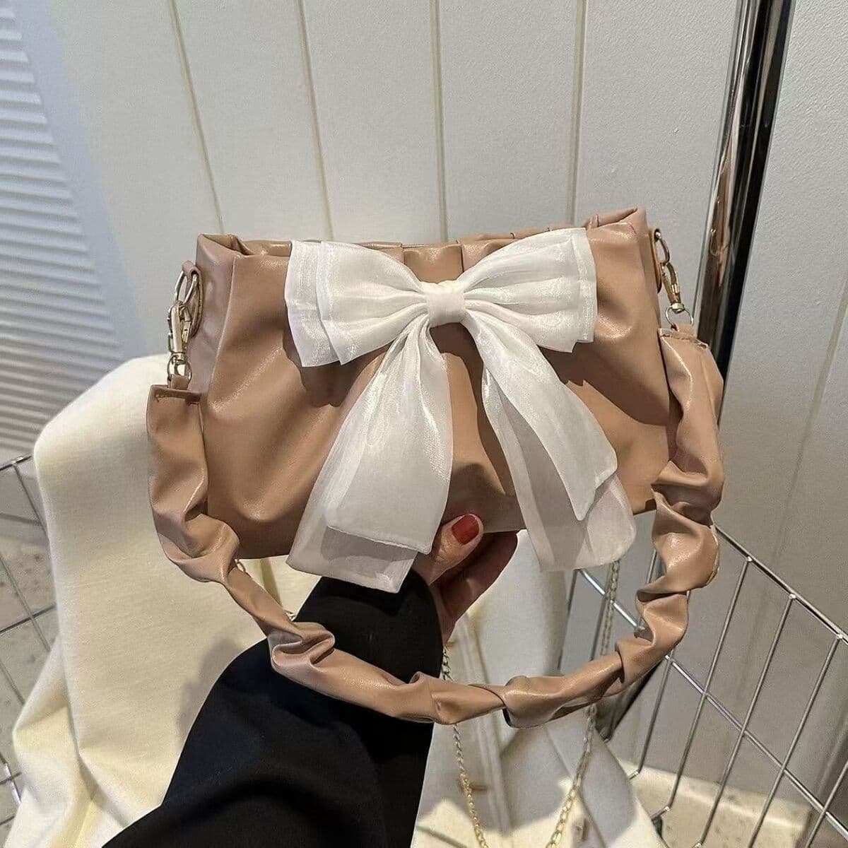 Женская сумка-бантик Fairy Bow Bag 2025 года, новая цепочка на подмышку, идеально подходит к любому наряду, плиссированная,...