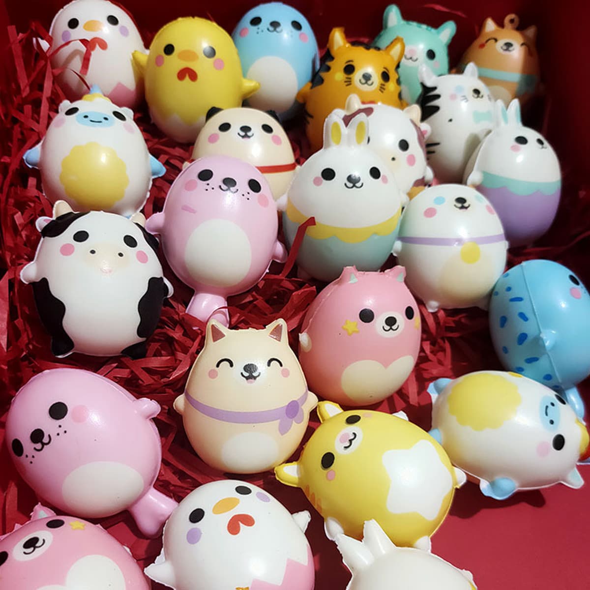 Новая трендовая игрушка, знаменитая в интернете: яйцо-антистресс для снятия напряжения, медленно восстанавливающее форму,...