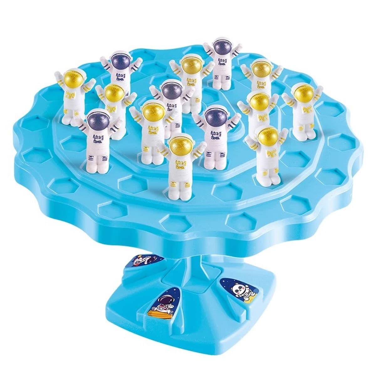 Сбалансированный астронавт сложил дерево и сложил музыку для детей