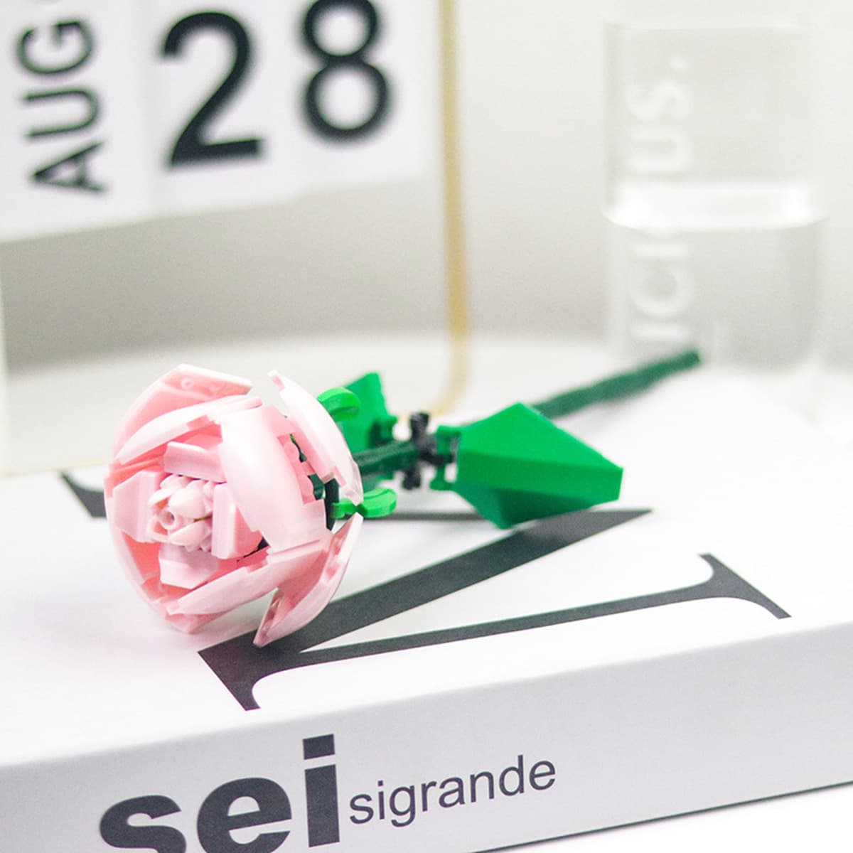 Розовые строительные блоки совместимы с LEGO головоломка собрать игрушки для девочек Вечная жизнь букет для девочек День...