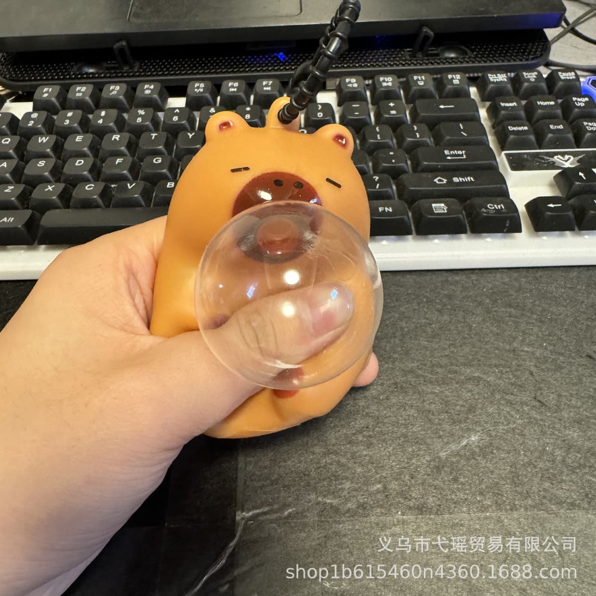 Руби плюет пузырь щепотка разжимает игрушку милый маленький бобр брелок декомпрессионный артефакт женщины оптом