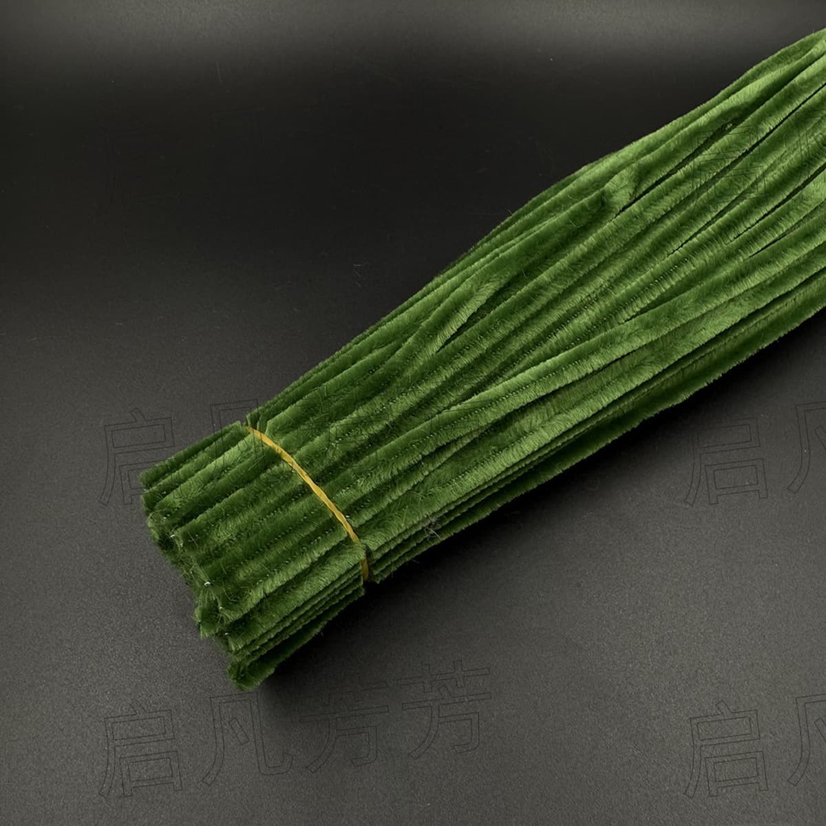 Индивидуально упакованные витые палочки, разноцветные шенилловые нити, материалы для витых палочек, игрушки для сборки,...