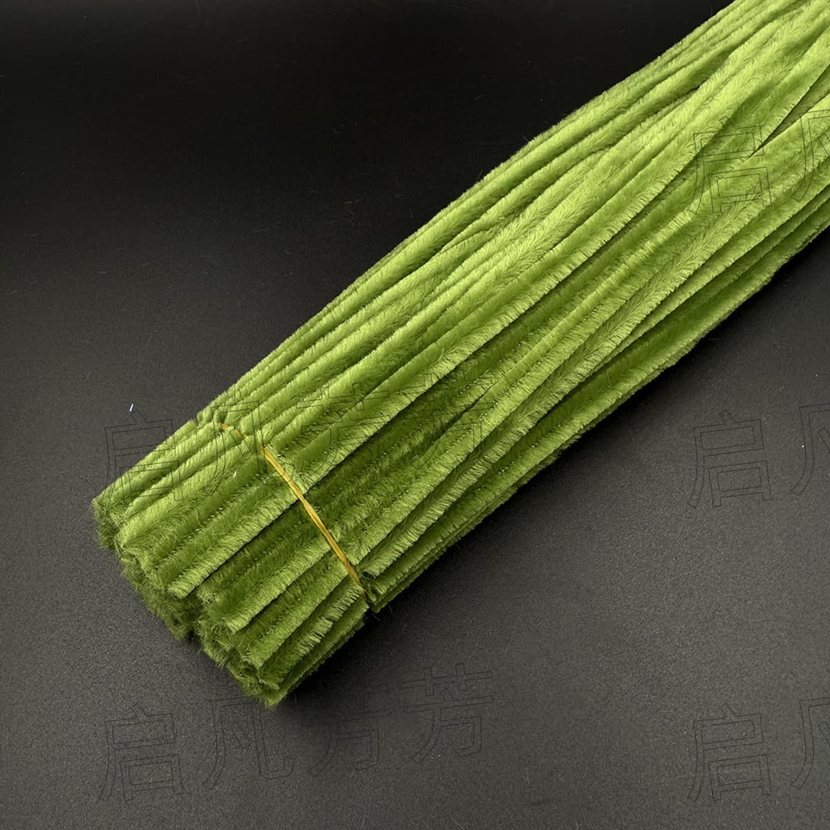 Индивидуально упакованные витые палочки, разноцветные шенилловые нити, материалы для витых палочек, игрушки для сборки,...