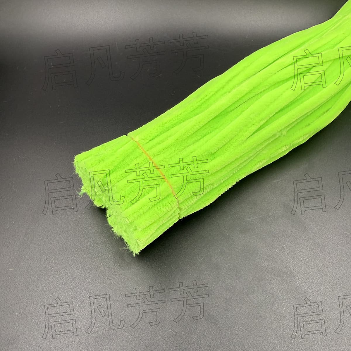 Индивидуально упакованные витые палочки, разноцветные шенилловые нити, материалы для витых палочек, игрушки для сборки,...