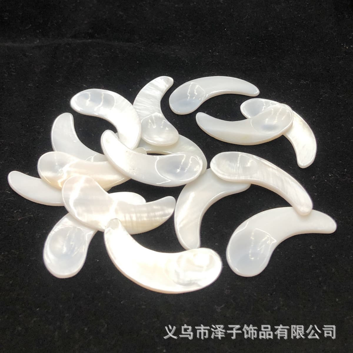 Маска маленькая ложка Икра ложка Shell Spoon из натуральной оболочки Beauty Care Tool