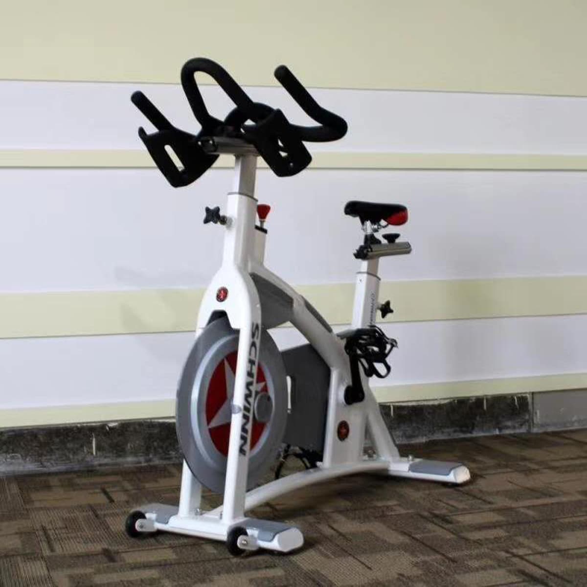 Динамичный велотренажер, бесшумный коммерческий велотренажер, домашний велотренажер для помещений, оборудование для аэробных...