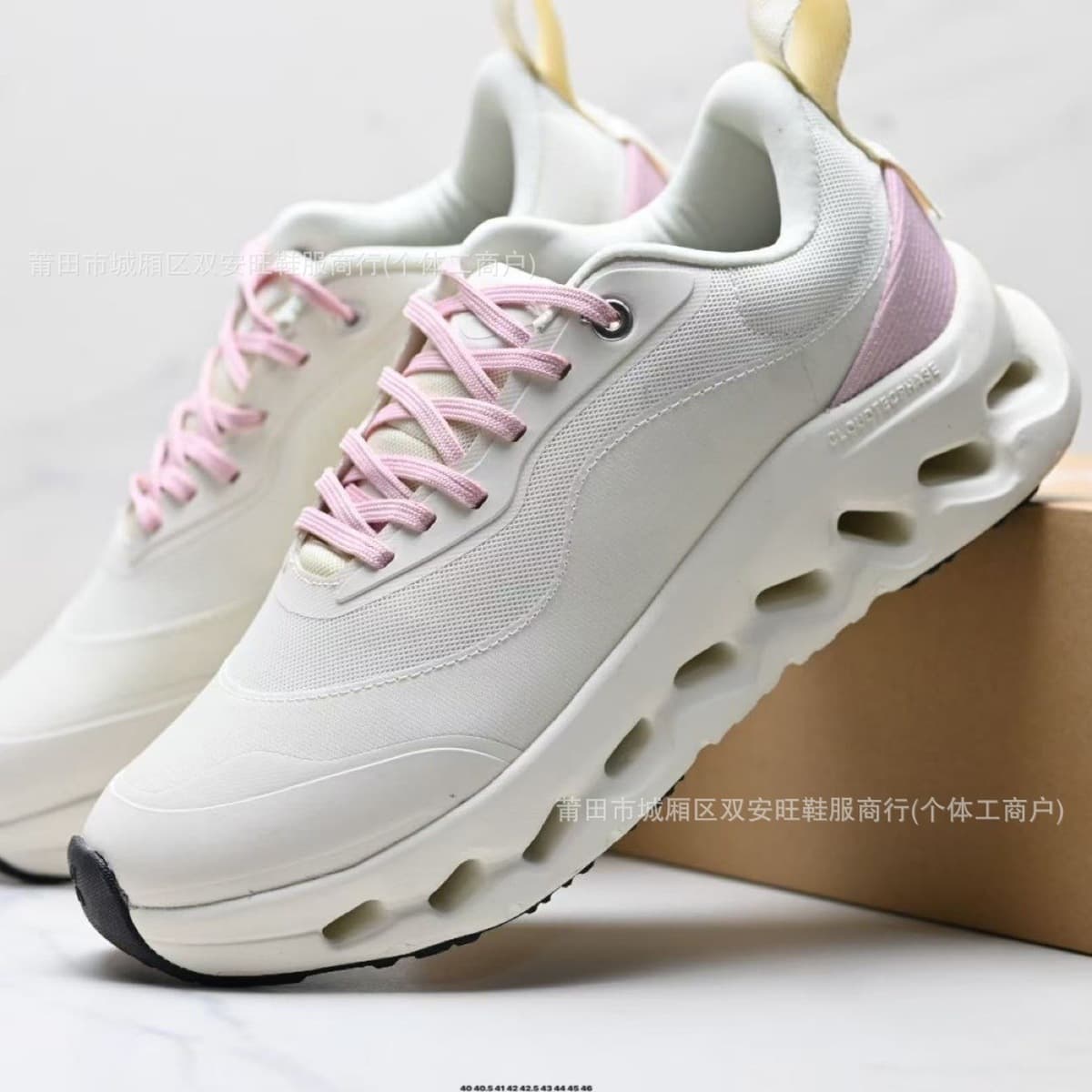 Putian Pure Original Cross-border On Running Дышащая спортивная обувь Cloudtil Luo Семейная коллаборация Кроссовки...