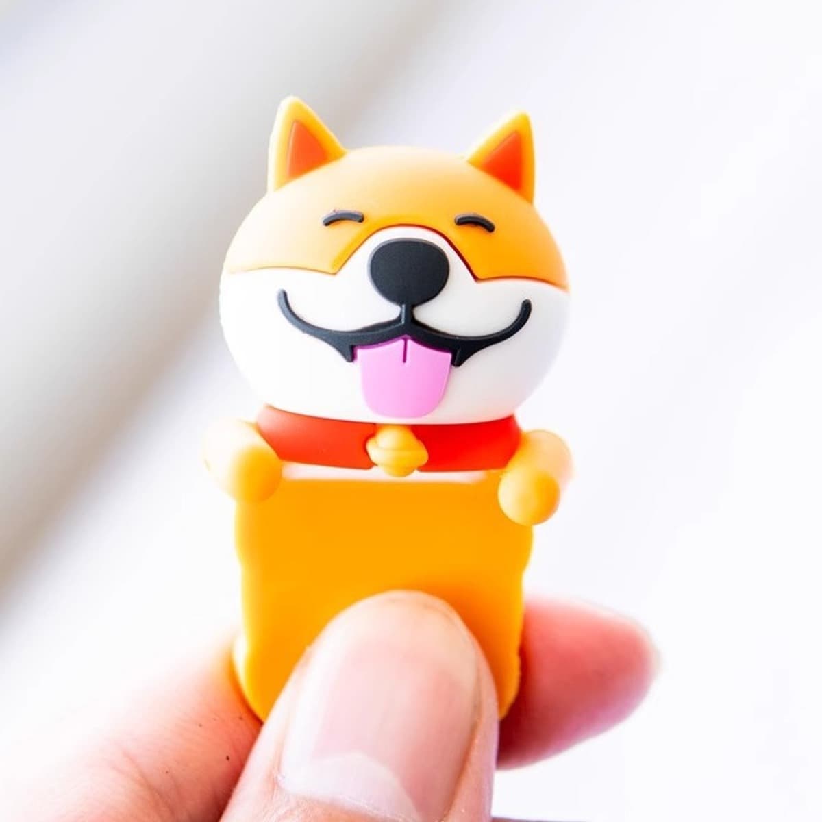 Аксессуары для украшения куклы мотоцикла Аксессуары для мотоциклистов Кукла милые персонализированные автомобильные...