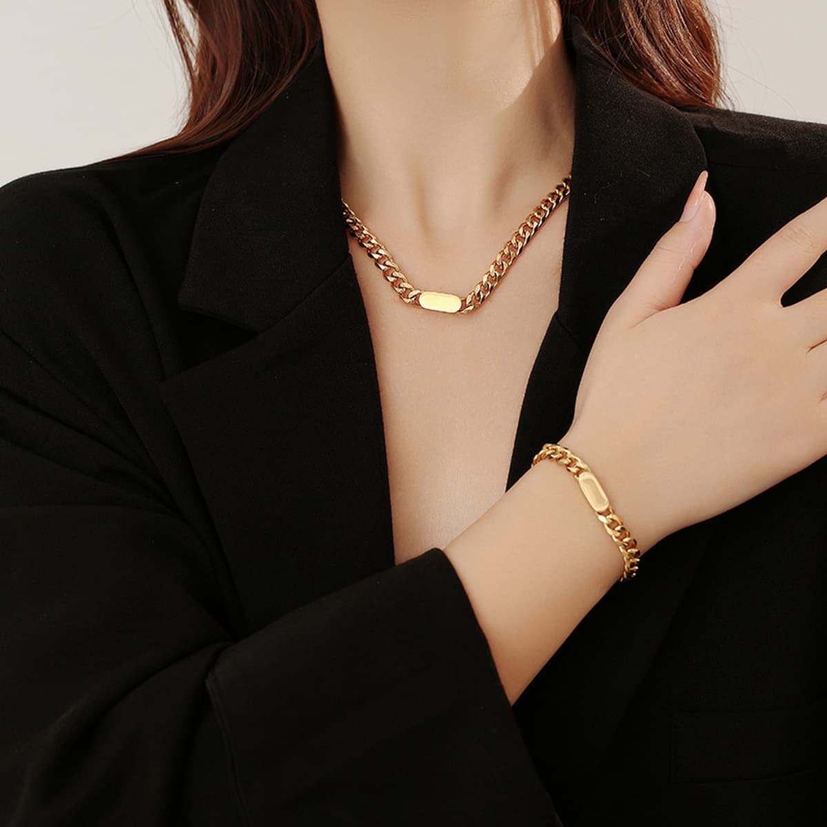 Индивидуальное изготовление ожерелий из титановой стали Дунгуань, высококачественные ювелирные изделия с покрытием 18К...