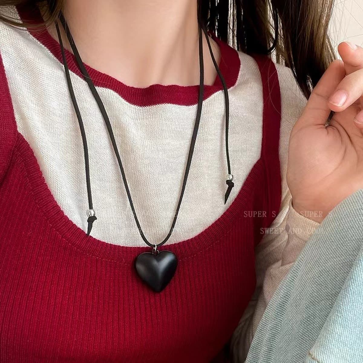 Кожаная магнитная шея очки сумка ожерелье женская сумка сумка солнцезащитные очки подвеска 2025 новый стиль изысканная...