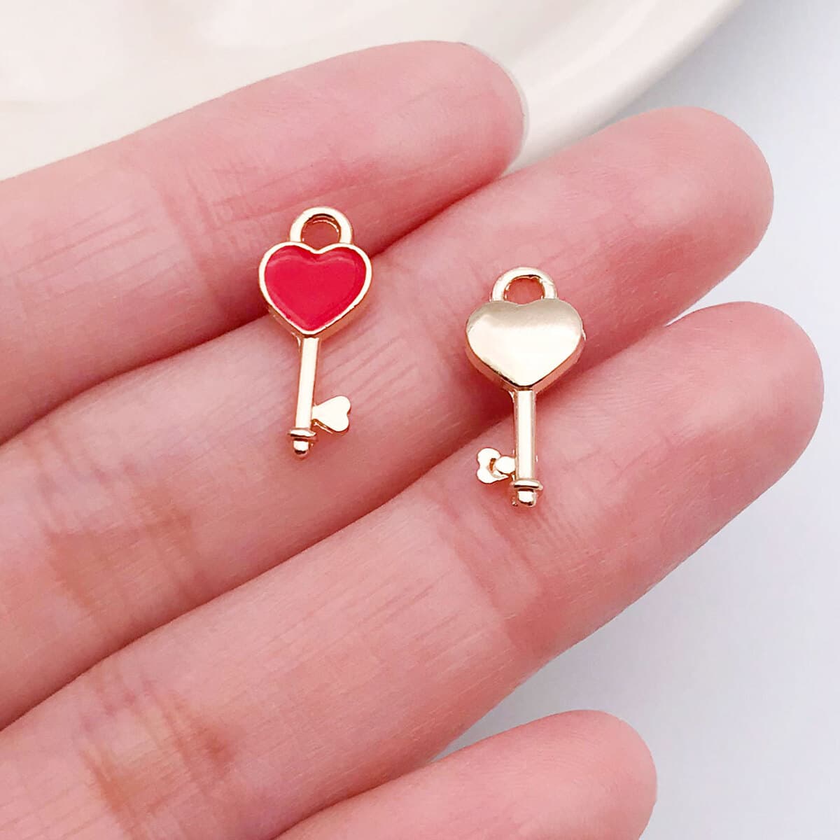 Кулон-подвеска для ожерелья DIY в форме сердца с розой и надписью LOVE, цвет розовый, ко Дню святого Валентина, аксессуары...