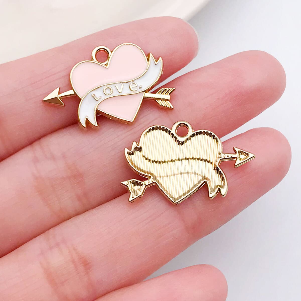 Кулон-подвеска для ожерелья DIY в форме сердца с розой и надписью LOVE, цвет розовый, ко Дню святого Валентина, аксессуары...