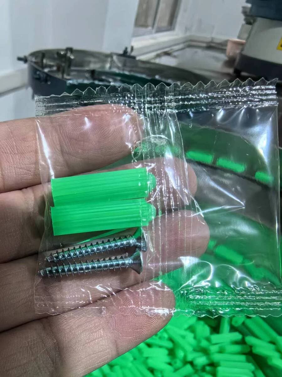 Самонасасно-натурные винтовые комплекты зеленый белый пластиковый расширяющийся трубка на стене гвоздь набор электрических...