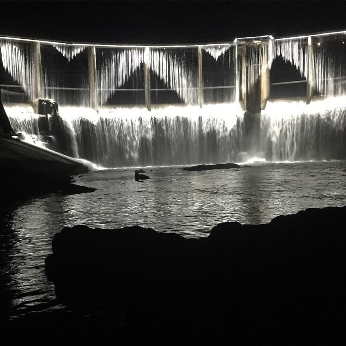 Фонтан Площадь на мосту Вилла Цифровой водяной занавес Бег Весна Прыжки Весна Все виды проточной воды Торговые центры Музыка...