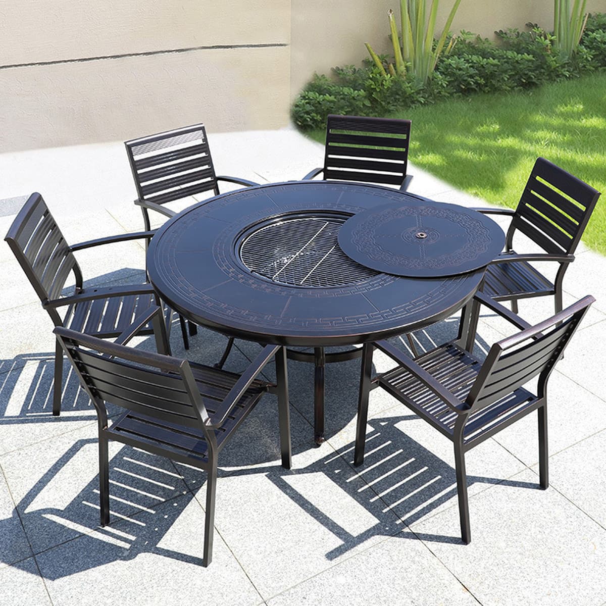 Стол для барбекю во дворе, металлический стол для барбекю и стулья, уличная печь для приготовления чая и гриля в саду виллы,...